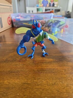 TMNT Super Fly Mutant Mayhem Battle Pack Figure Exclusive Battle Damage 2023